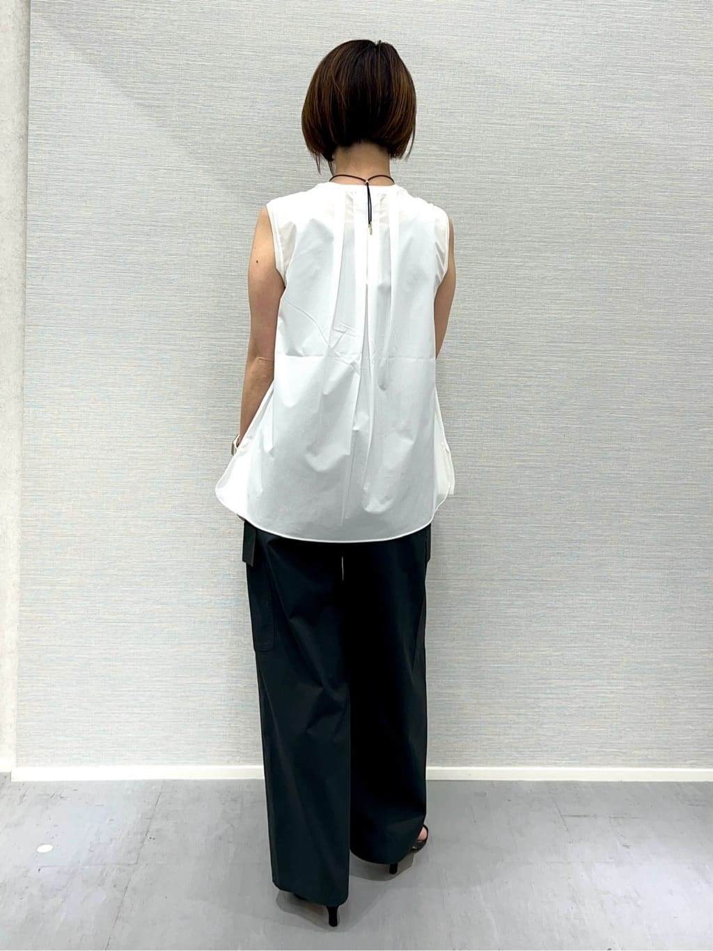 Shinakoさんの「UNTITLED｜」を使ったコーディネート