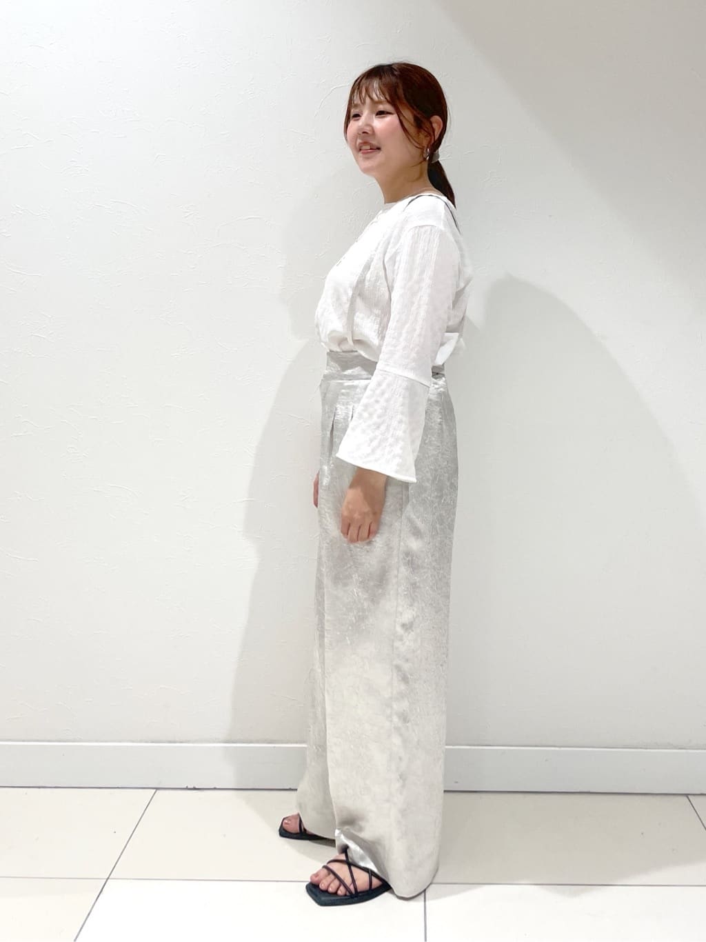 YUUKIさんの「INDIVI｜◆【2点セット／洗える】カセット服 キャミ＆ブラウス セットトップス」を使ったコーディネート