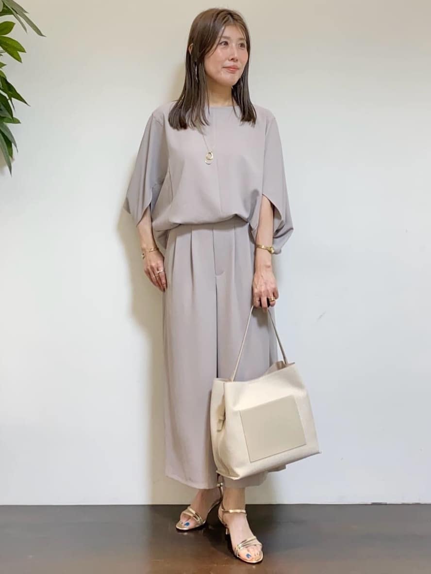 tomoさんの「UNTITLED｜◆ビッグトップネックレス」を使ったコーディネート