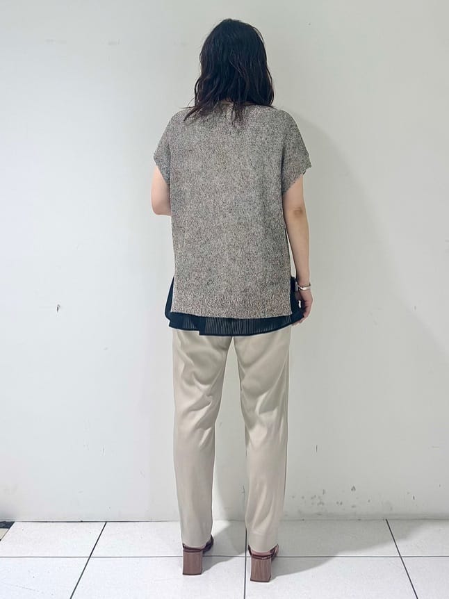 そんさんの「INDIVI｜【洗える／レイヤードにも活躍】ペプラムインナートップス」を使ったコーディネート