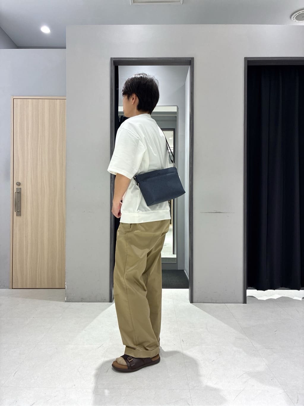 わいずみさんの「TAKEO KIKUCHI｜【キーリング付き】メランジ　大人ショルダーバッグ」を使ったコーディネート