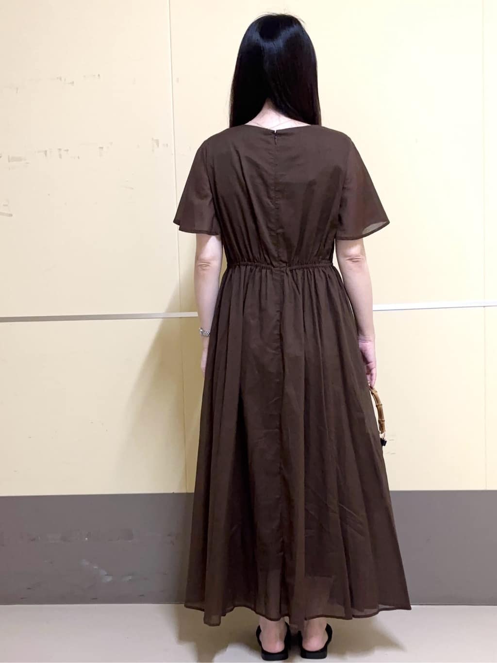 あきさんの「OPAQUE.CLIP｜◆Vネックフィット＆フレアドレス／オーガニックコットン混【洗濯機洗い可】」を使ったコーディネート