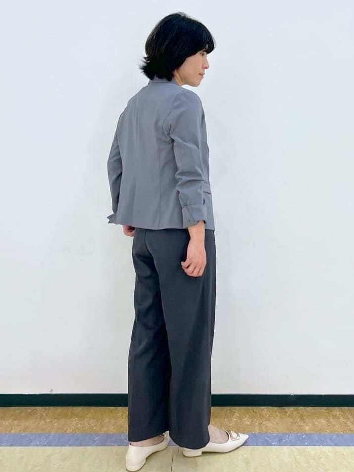 su.さんの「index｜《7色展開／XS-LLサイズ》ボートネックリブトップス【UV／洗濯機洗い可】」を使ったコーディネート