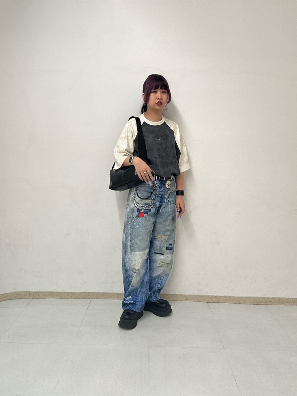 MANAさんの「tk.TAKEO KIKUCHI｜◆ヴィンテージライクラグランTシャツ」を使ったコーディネート