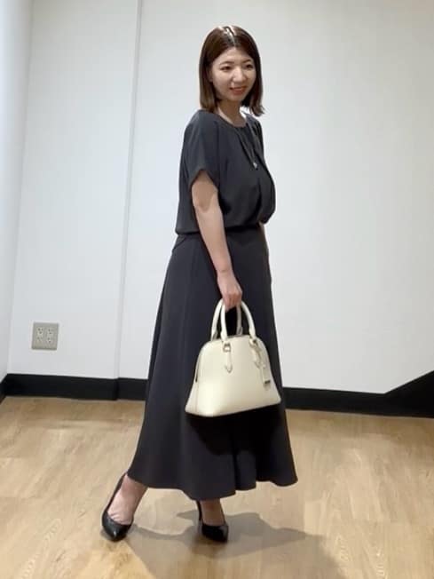 MIKIKOさんの「UNTITLED｜◆【セットアップ可/接触冷感/イージーケア】リラクミスト　2WAYブラウス」を使ったコーディネート
