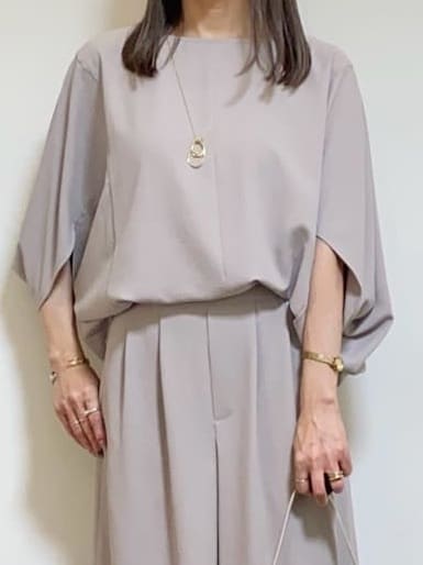 tomoさんの「UNTITLED｜◆ビッグトップネックレス」を使ったコーディネート