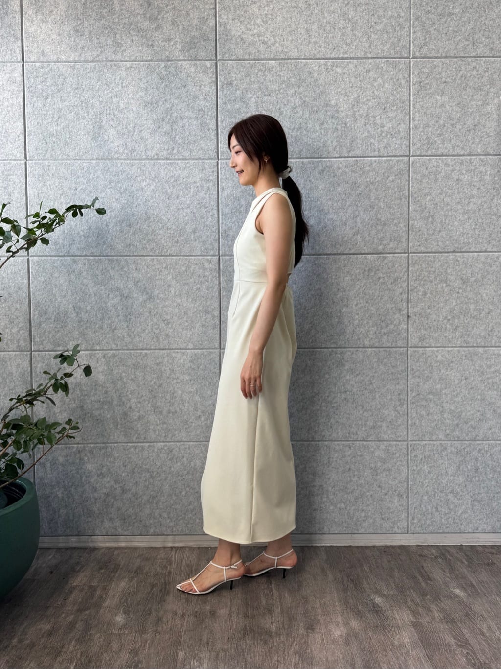 uchi__yamaさんの「CODE A｜slit jersey dress」を使ったコーディネート
