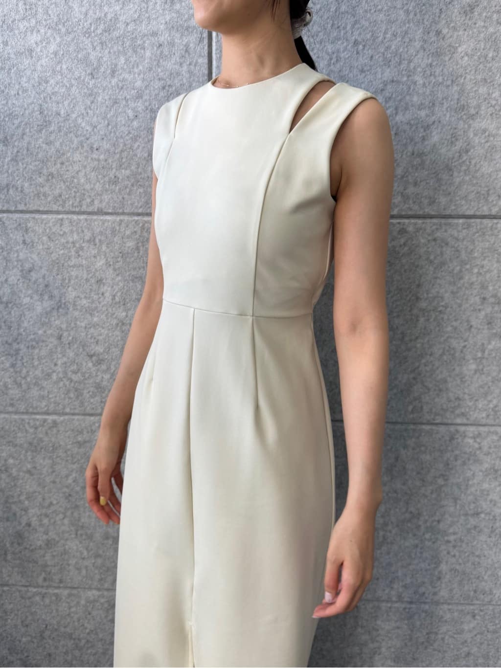 uchi__yamaさんの「CODE A｜slit jersey dress」を使ったコーディネート