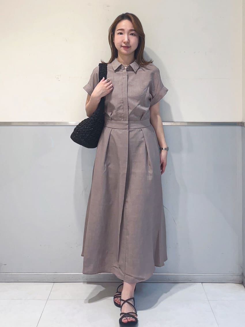 ミーさんの「index｜◆リネンライクシャツワンピース【洗濯機洗い可／吸水速乾／接触冷感】」を使ったコーディネート