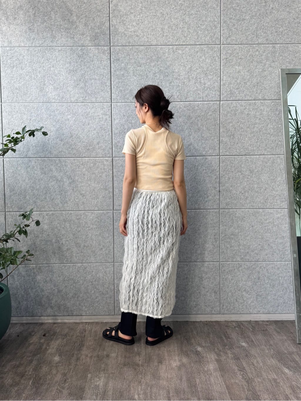 uchi__yamaさんの「CODE A｜frill lace easy skirt」を使ったコーディネート