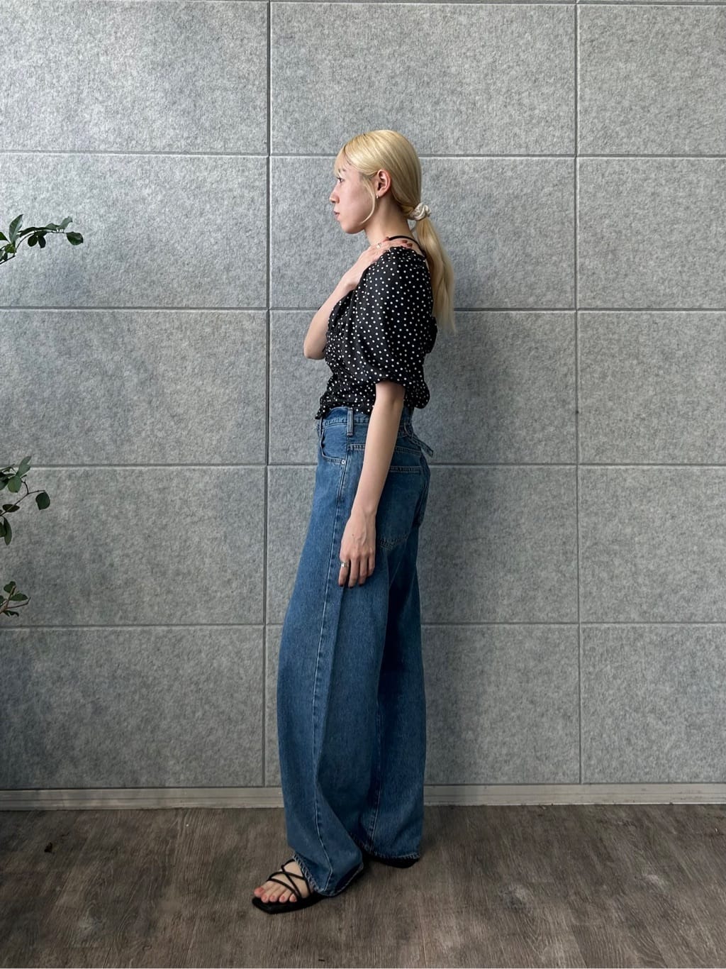 honoka Aさんの「CODE A｜polka dot blouse」を使ったコーディネート