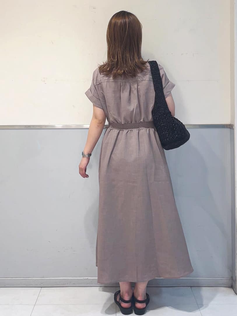 ミーさんの「index｜◆リネンライクシャツワンピース【洗濯機洗い可／吸水速乾／接触冷感】」を使ったコーディネート