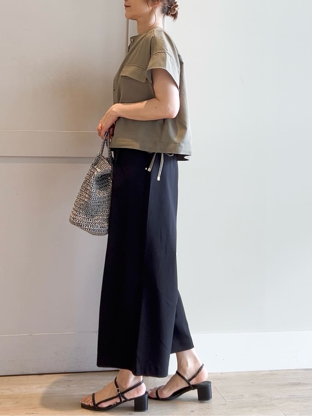 yamakoさんの「grove｜サマーハイパーストレッチワイドパンツ」を使ったコーディネート