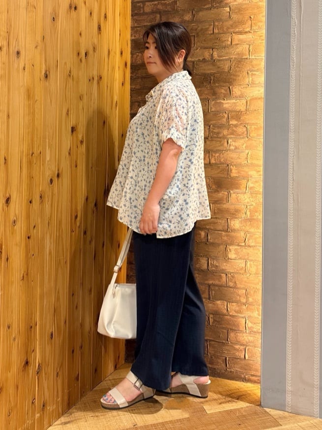 ゆかぴさんの「SHOO･LA･RUE｜◆【洗える/S-LL】色違いで揃えたい テレコリブタンクトップ」を使ったコーディネート