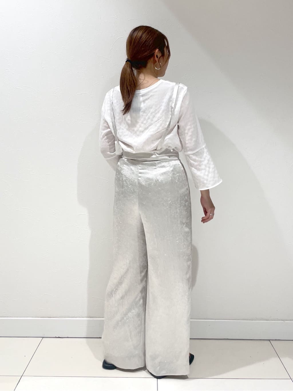 YUUKIさんの「INDIVI｜◆【2点セット／洗える】カセット服 キャミ＆ブラウス セットトップス」を使ったコーディネート