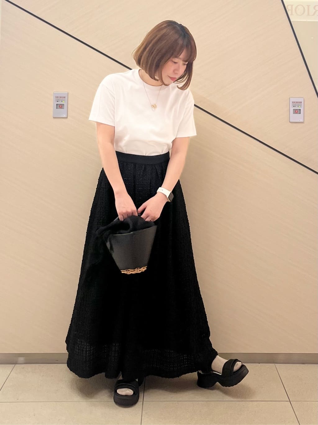 yahataさんの「DRESSTERIOR｜」を使ったコーディネート