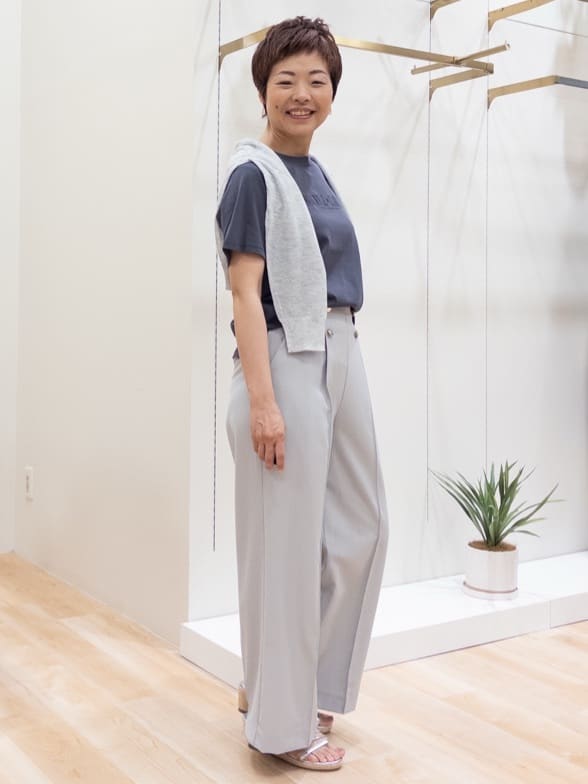 シュウコさんの「grove｜【雑誌掲載】洗えるシアーカーディガン」を使ったコーディネート
