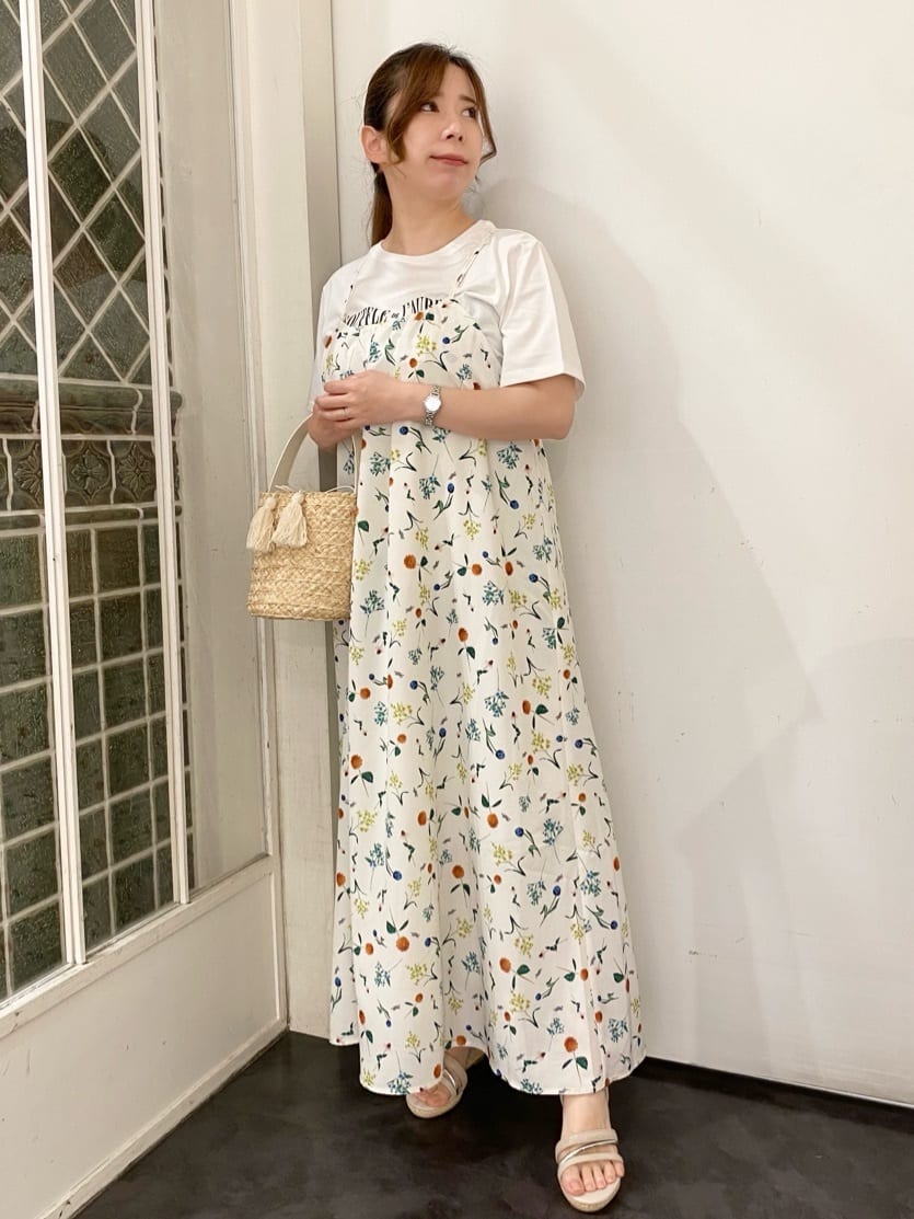 なるみんさんの「grove｜◆【コラボITEM】DILIGENCE PARLOUR キャミワンピース」を使ったコーディネート