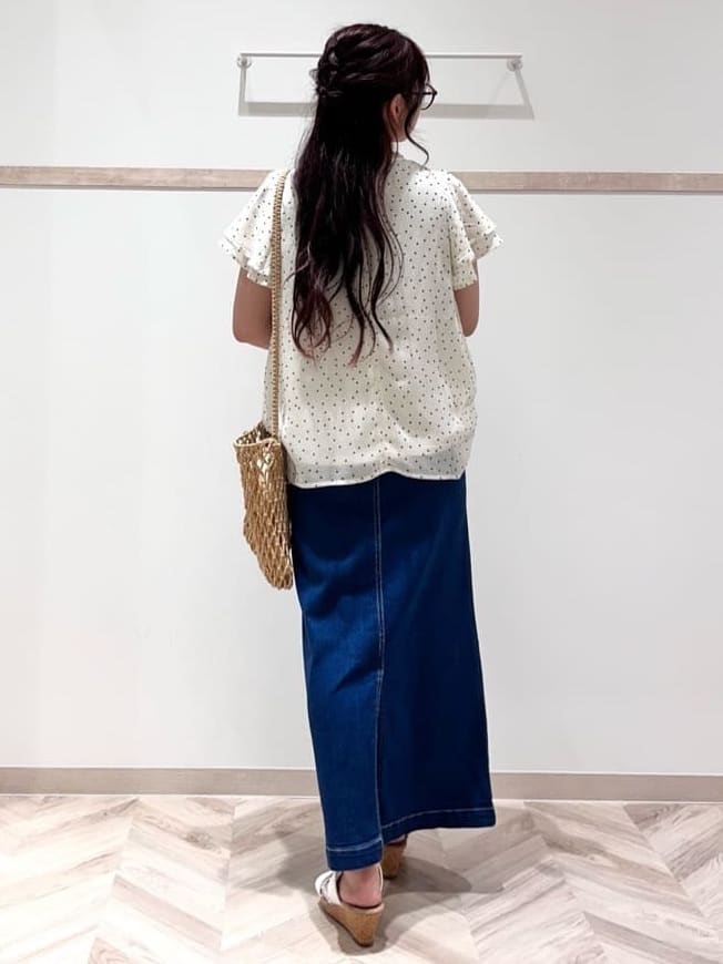 nanaさんの「SHOO･LA･RUE｜◆マクラメショルダーバッグ」を使ったコーディネート