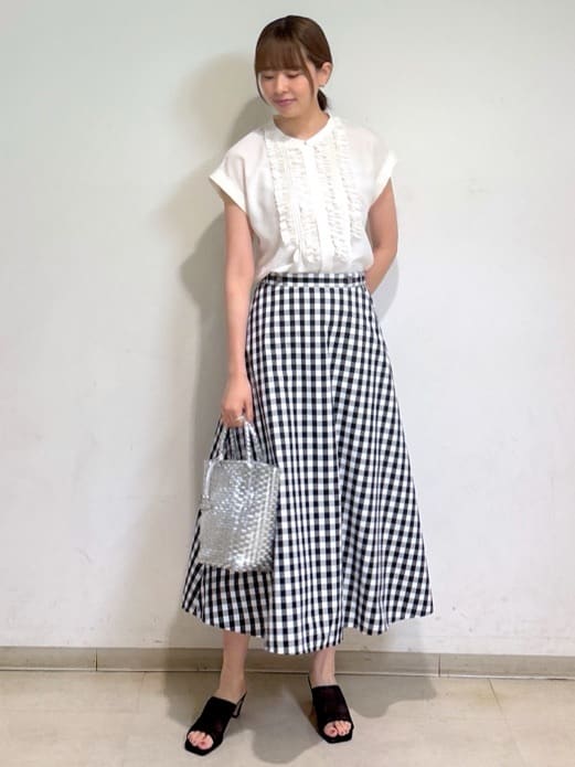 yukaさんの「UNTITLED｜メタリックメッシュトート」を使ったコーディネート