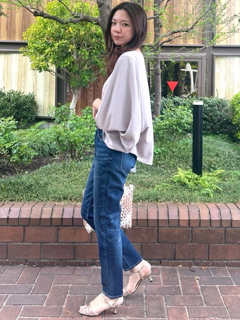 マリナさんの「UNTITLED｜【Healthy DENIM&times;UNTITLED】別注 R Mrytle（リマートル）テーパードデニム」を使ったコーディネート