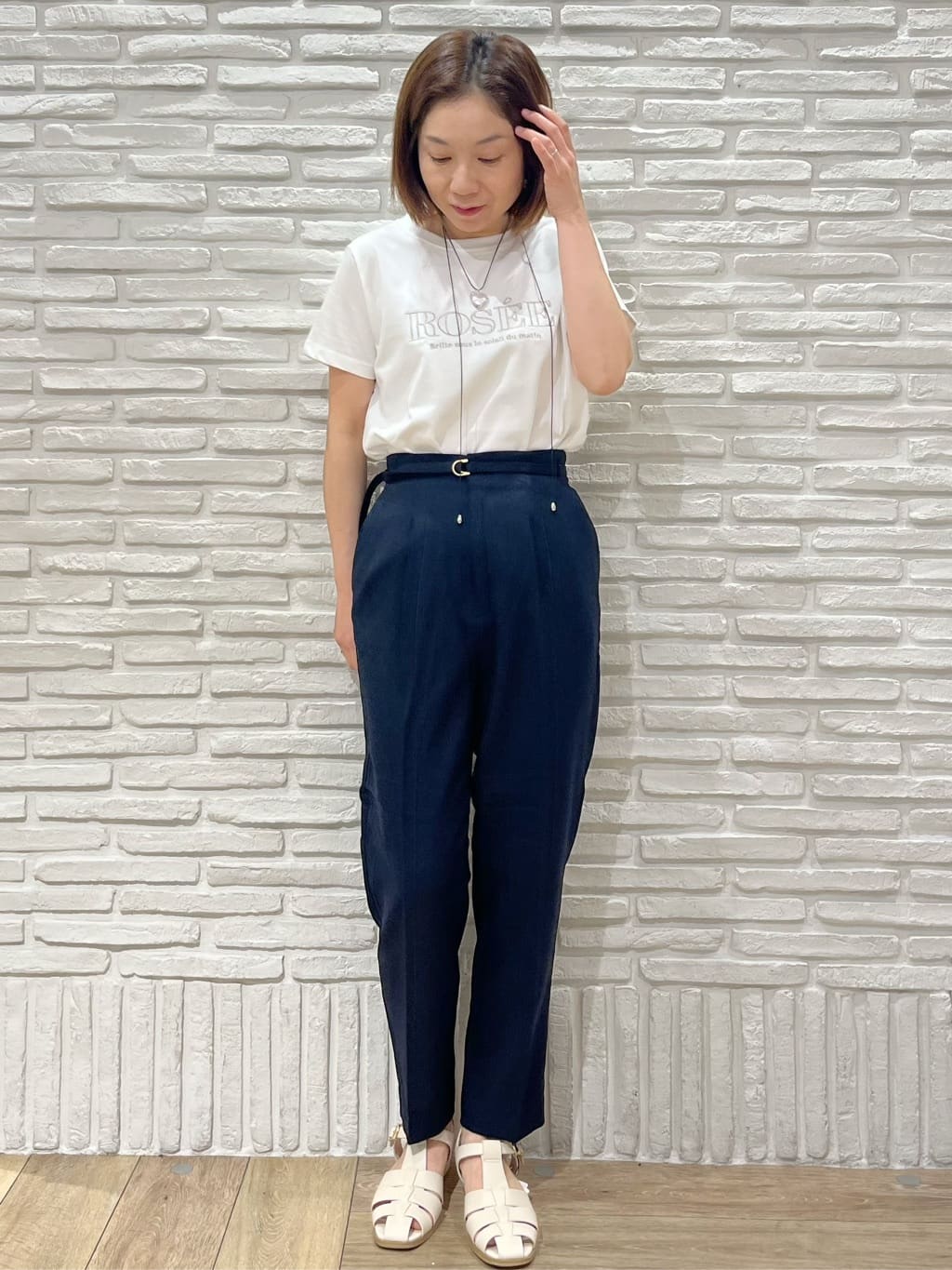 kcさんの「index｜ストレッチテーパードパンツ【洗濯機洗い可／吸水速乾／防シワ】」を使ったコーディネート