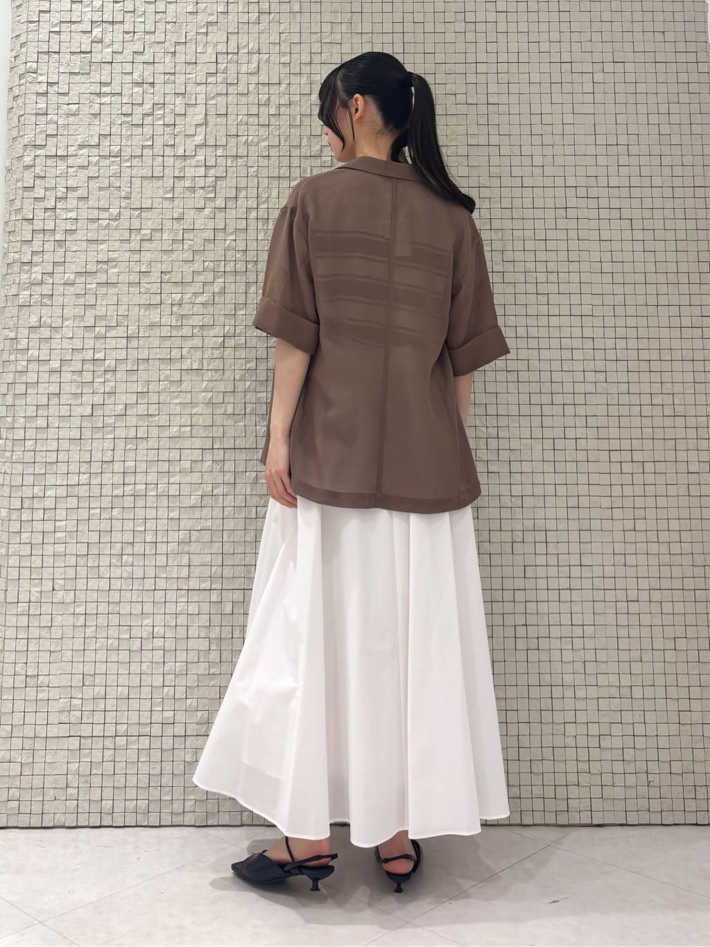 ibukiさんの「INDIVI｜◆【洗える／メッシュ素材】リネンライク半袖ダブルジャケット」を使ったコーディネート