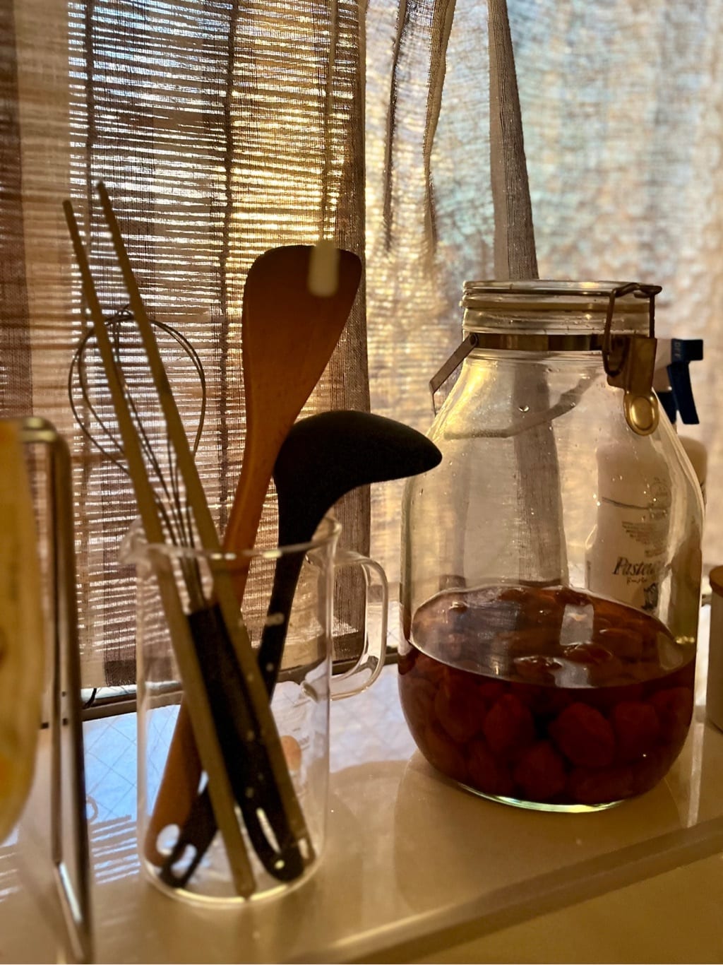 ぐっちさんの「212 KITCHEN STORE｜◆取っ手密封ビン 3L ＜Cellarmate セラーメイト＞」を使ったコーディネート