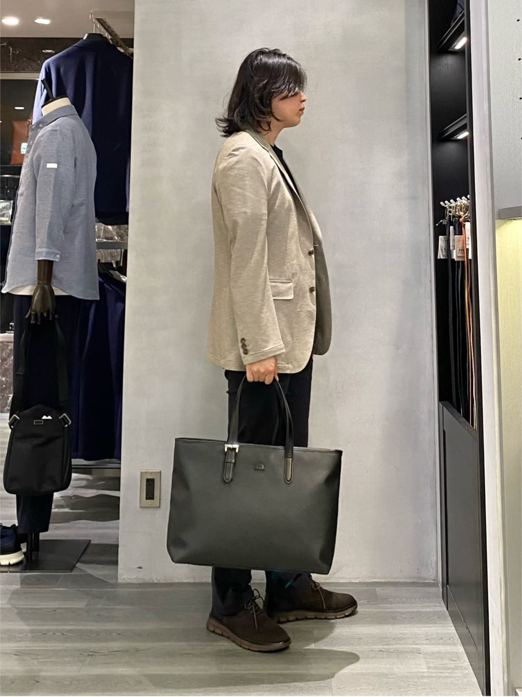 nishiさんの「TAKEO KIKUCHI｜コーデュラ（R） コーティング トートバッグ」を使ったコーディネート