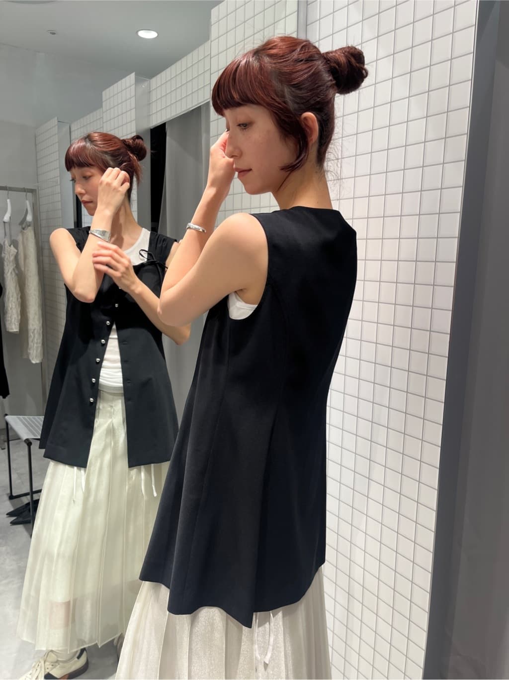 Rielさんの「CODE A｜shiny sheer pleated skirt」を使ったコーディネート