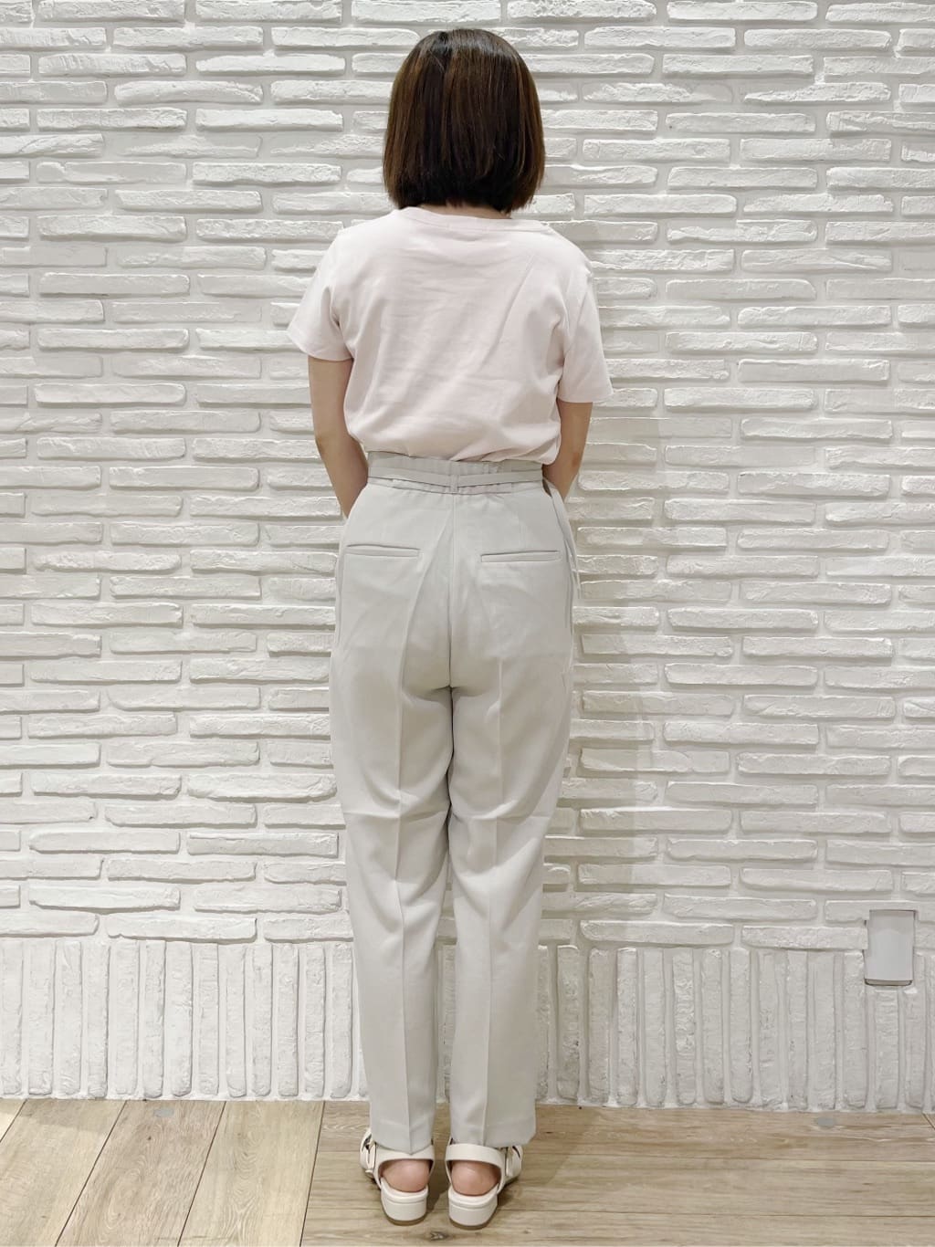 kcさんの「index｜ストレッチテーパードパンツ【洗濯機洗い可／吸水速乾／防シワ】」を使ったコーディネート