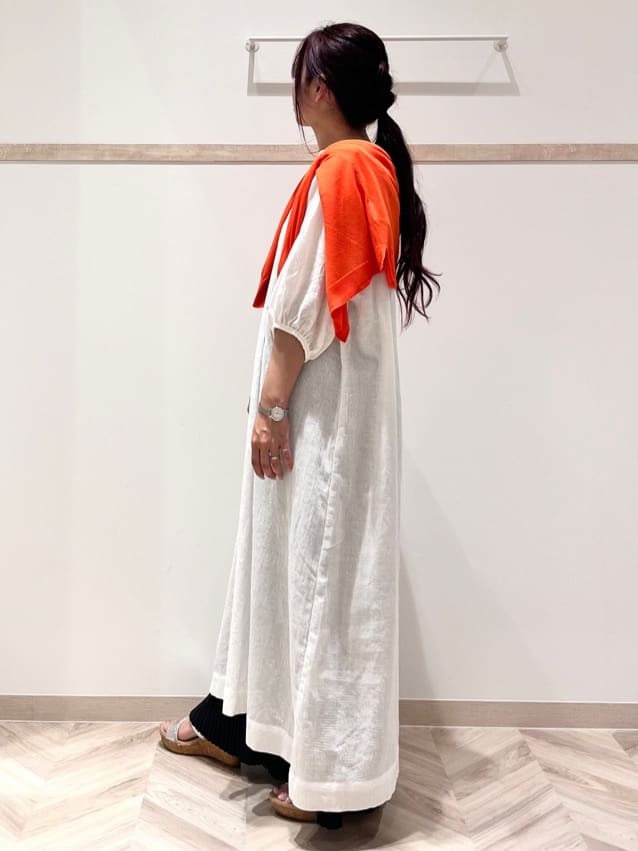 nanaさんの「SHOO･LA･RUE｜◆【S-LL/綿100%】上品さ漂う フラワージャカード 5分袖ワンピース」を使ったコーディネート