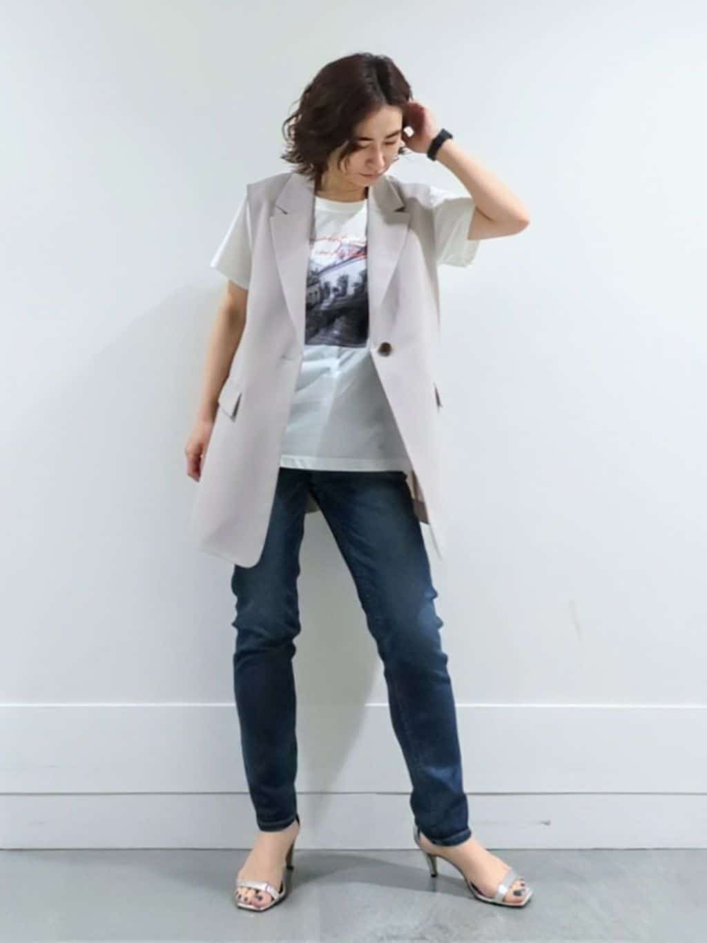 ミズタさんの「UNTITLED｜【Healthy DENIM&times;UNTITLED】別注 R Mrytle（リマートル）テーパードデニム」を使ったコーディネート