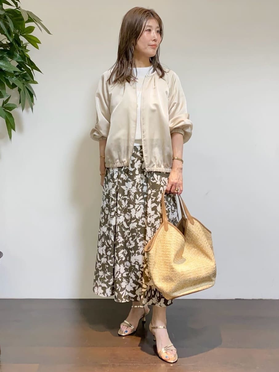 tomoさんの「UNTITLED｜◆ビッグトップネックレス」を使ったコーディネート
