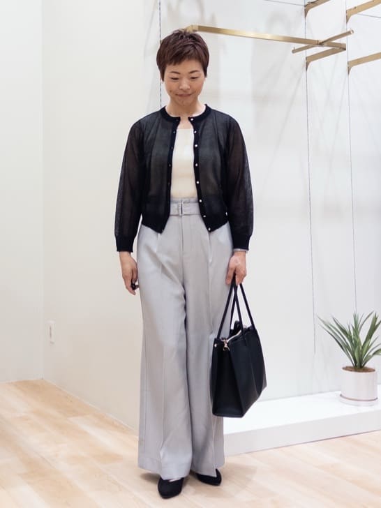 シュウコさんの「grove｜【人間工学】つつまれフィットパンプス【入卒対応可】」を使ったコーディネート