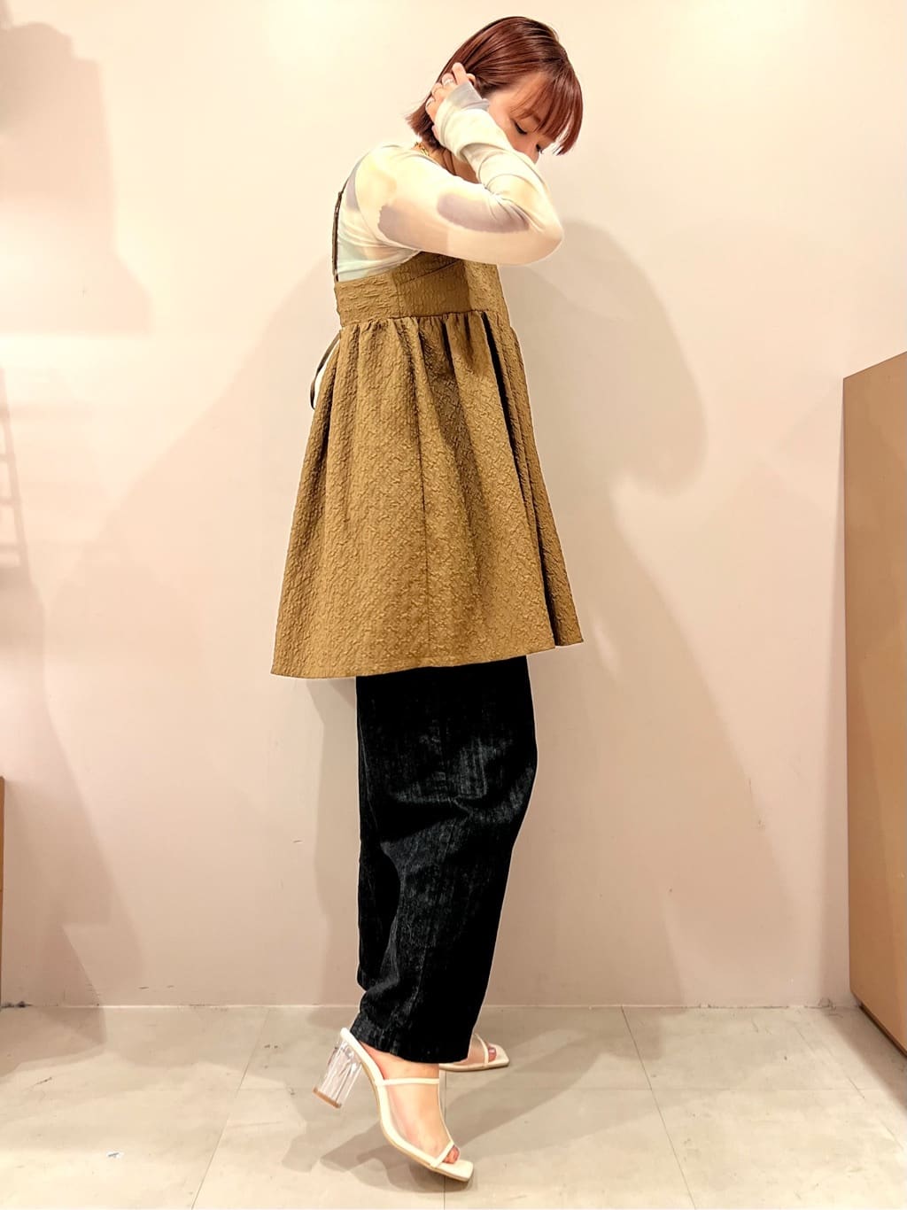 TAKAさんの「ESPERANZA｜チュールメッシュクリアヒールミュール」を使ったコーディネート
