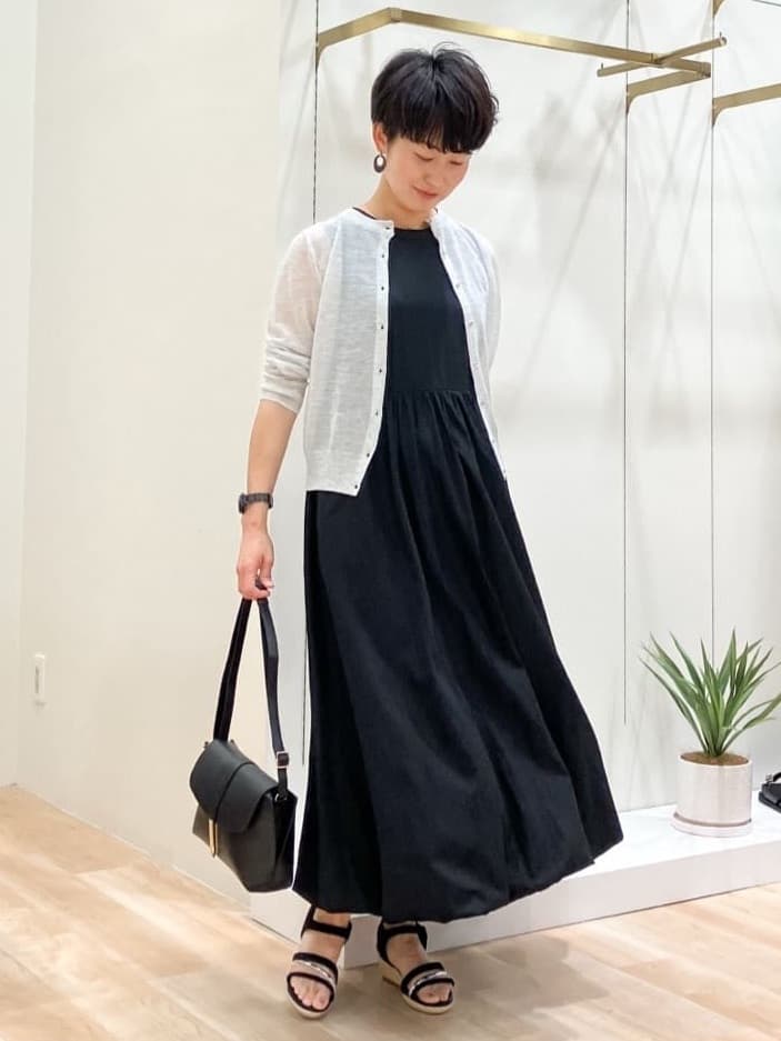 Keiさんの「grove｜【雑誌掲載】洗えるシアーカーディガン」を使ったコーディネート