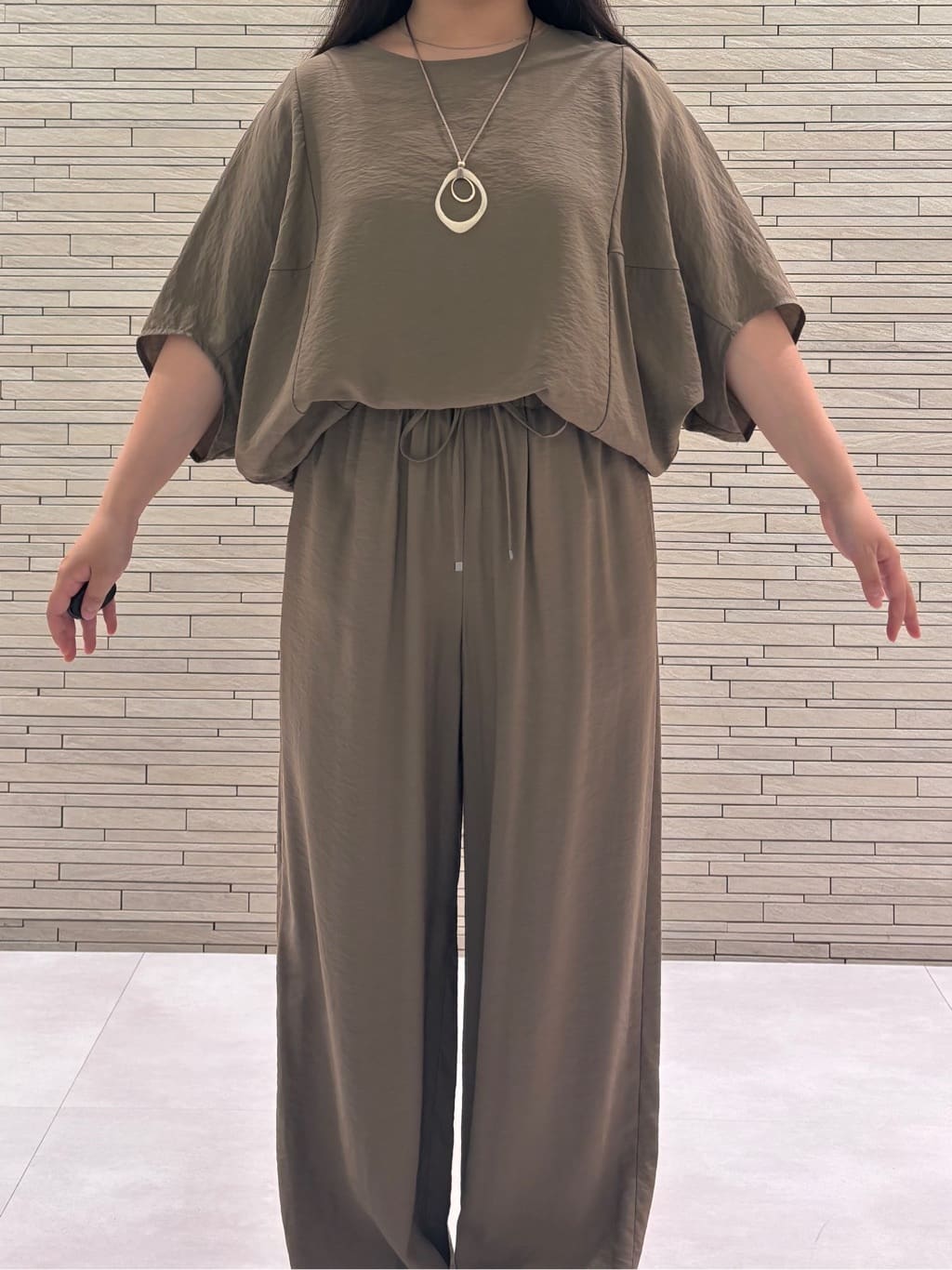 MEGUMIさんの「INDIVI｜」を使ったコーディネート