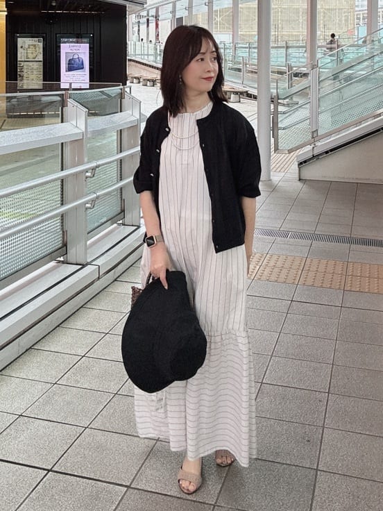 makiさんの「UNTITLED｜メタリックメッシュトート」を使ったコーディネート