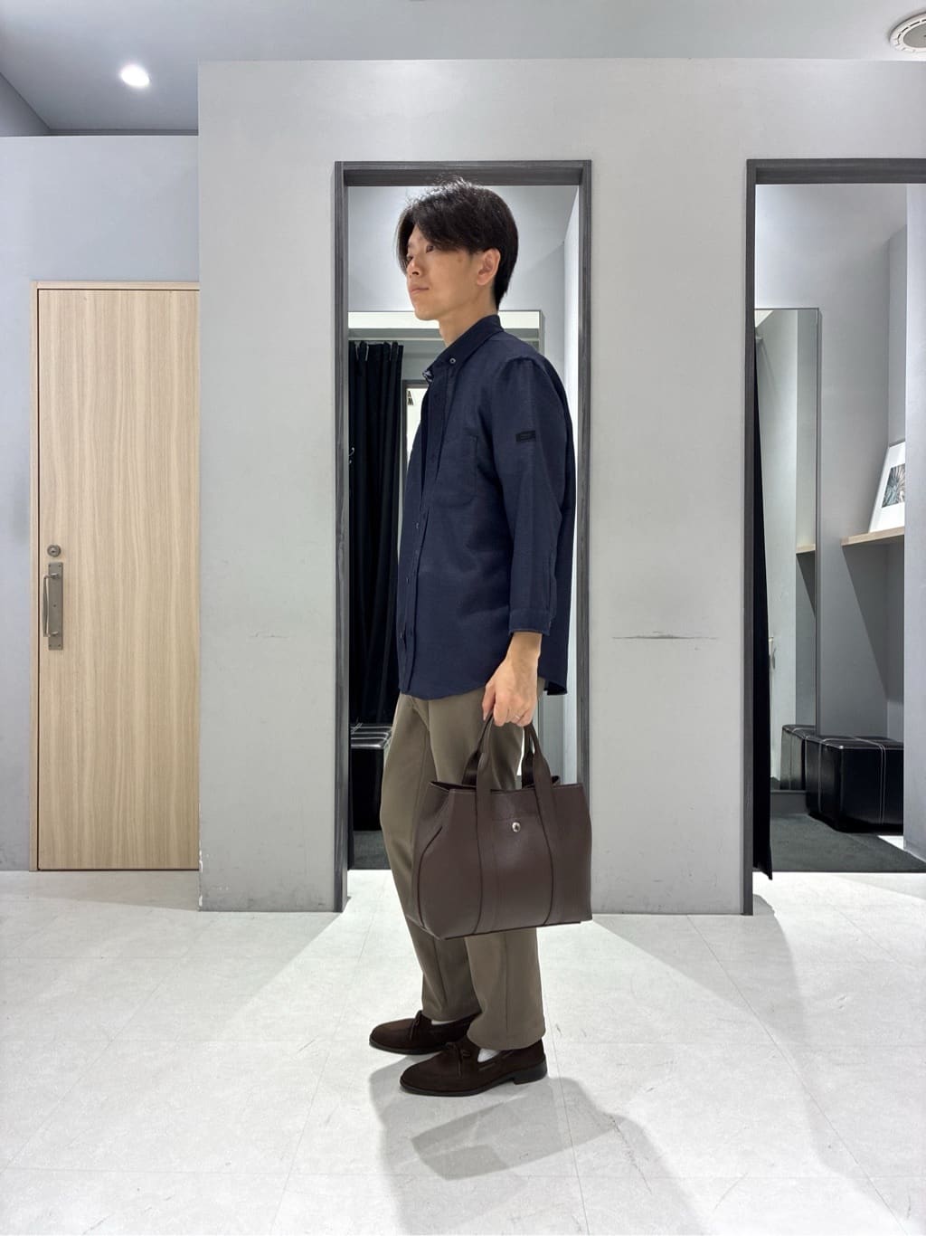 わいずみさんの「TAKEO KIKUCHI｜【360&deg;ストレッチ／セットアップ対応】None Of Stress パンツ」を使ったコーディネート
