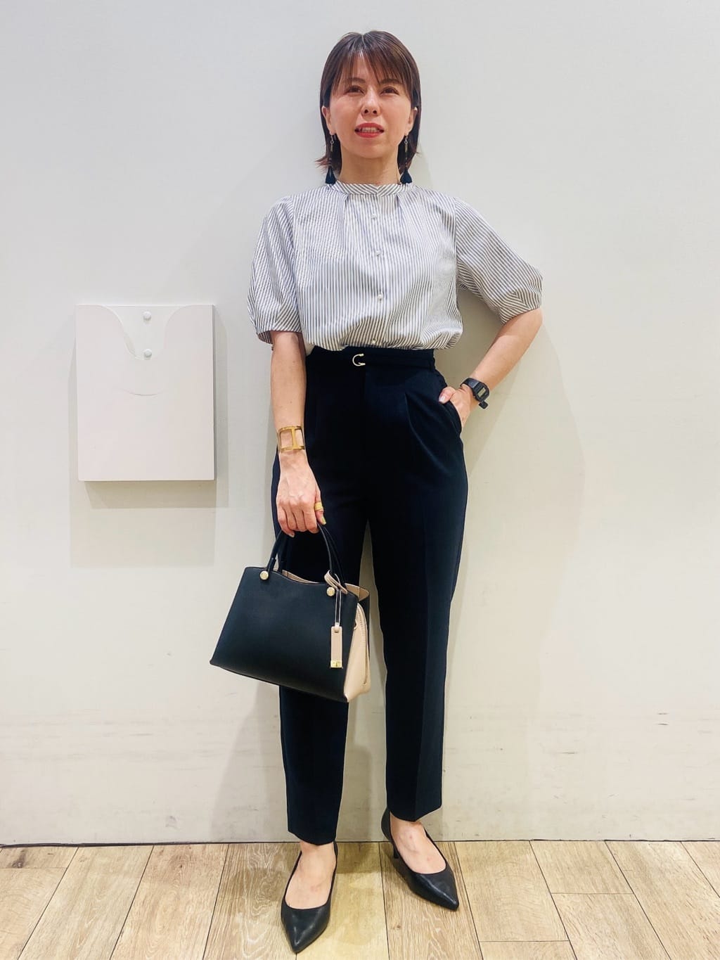 YUKOさんの「index｜ストレッチテーパードパンツ【洗濯機洗い可／吸水速乾／防シワ】」を使ったコーディネート