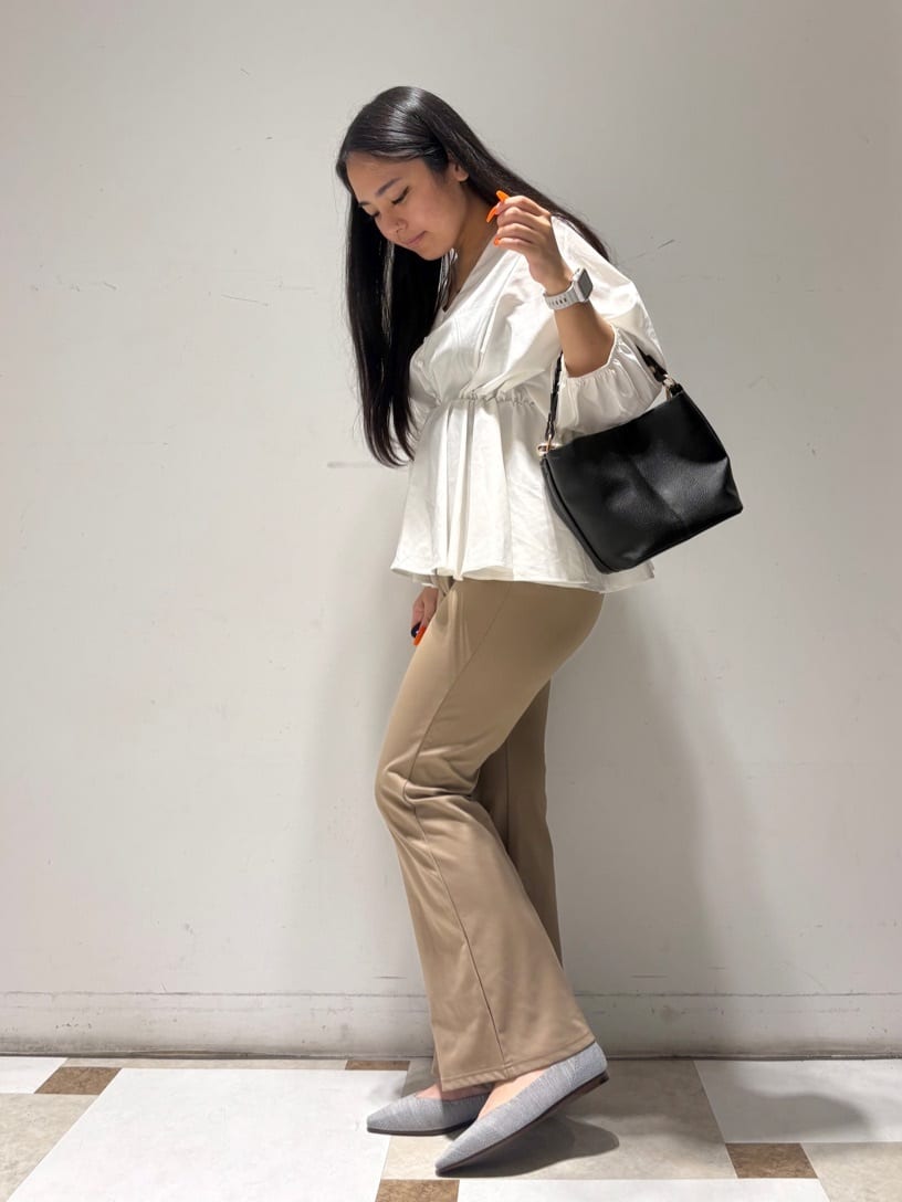 のはらっちょさんの「ESPERANZA｜Oito和紙フラットパンプス」を使ったコーディネート