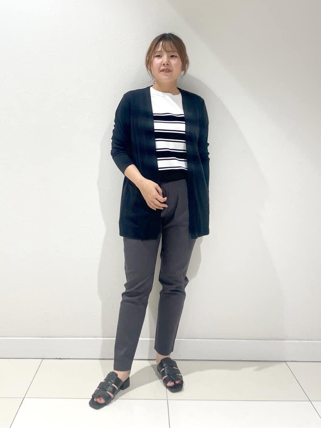YUUKIさんの「INDIVI｜◆新色登場！【洗える／清涼感】レーヨンストレッチ フレンチスリーブニット」を使ったコーディネート