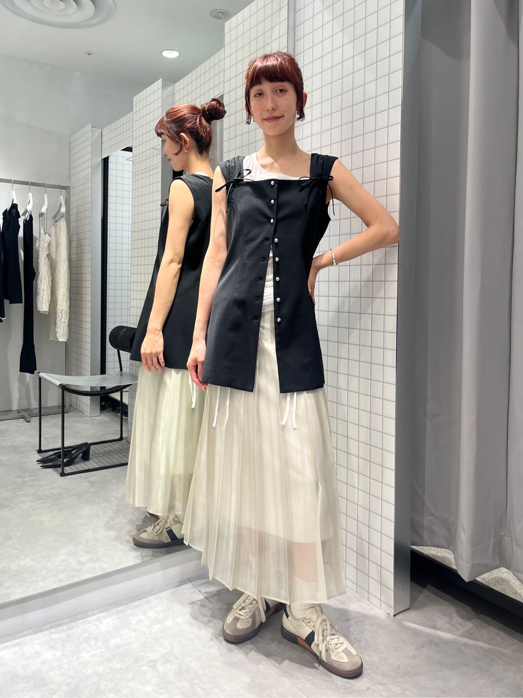 Rielさんの「CODE A｜shiny sheer pleated skirt」を使ったコーディネート