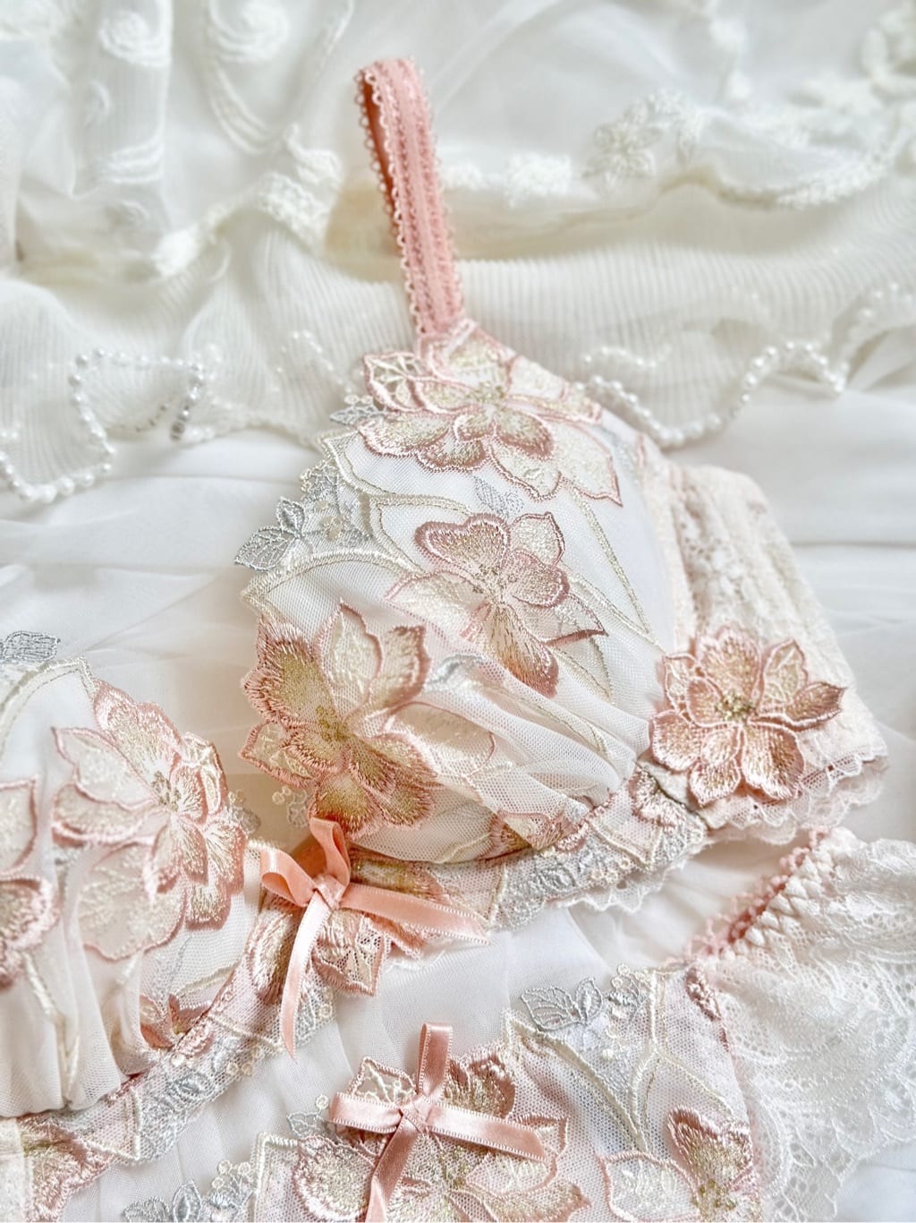 misakiさんの「Risa Magli｜アデリーノ ブラジャー （E-F） ＜V Make Type＞」を使ったコーディネート