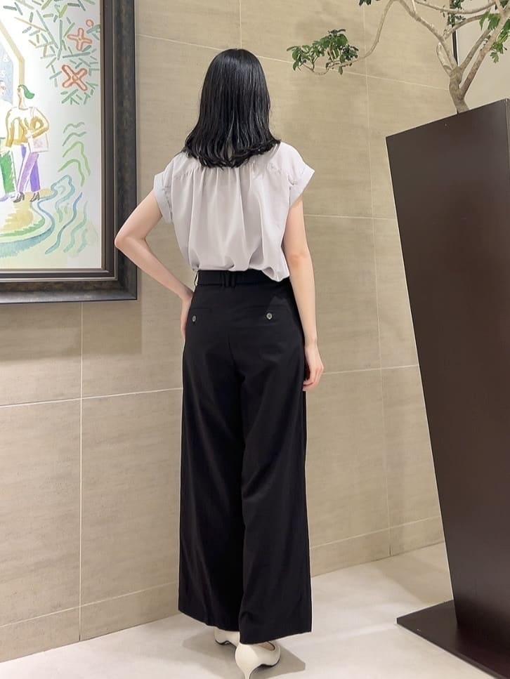 sechiさんの「UNTITLED｜【日本製・本革】Comfit Dresser Pumps（コンフィットドレッサーパンプス）」を使ったコーディネート
