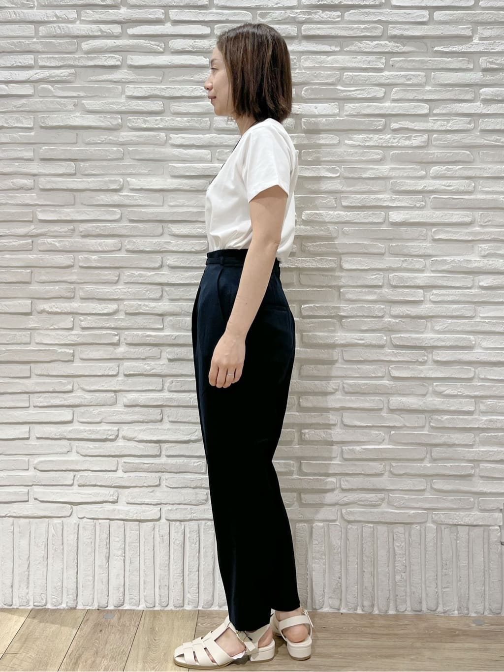 kcさんの「index｜ストレッチテーパードパンツ【洗濯機洗い可／吸水速乾／防シワ】」を使ったコーディネート