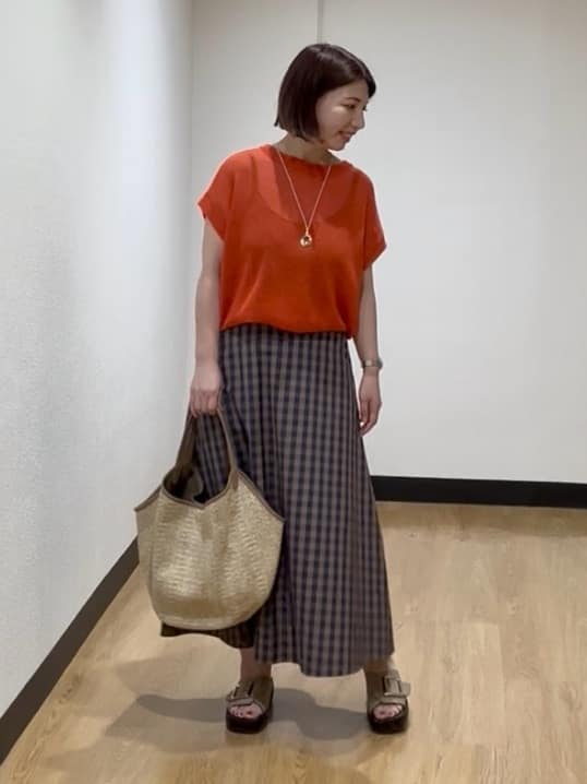 MIKIKOさんの「UNTITLED｜◆【後ろウエストゴム/洗える】ギンガムチェックAラインスカート」を使ったコーディネート