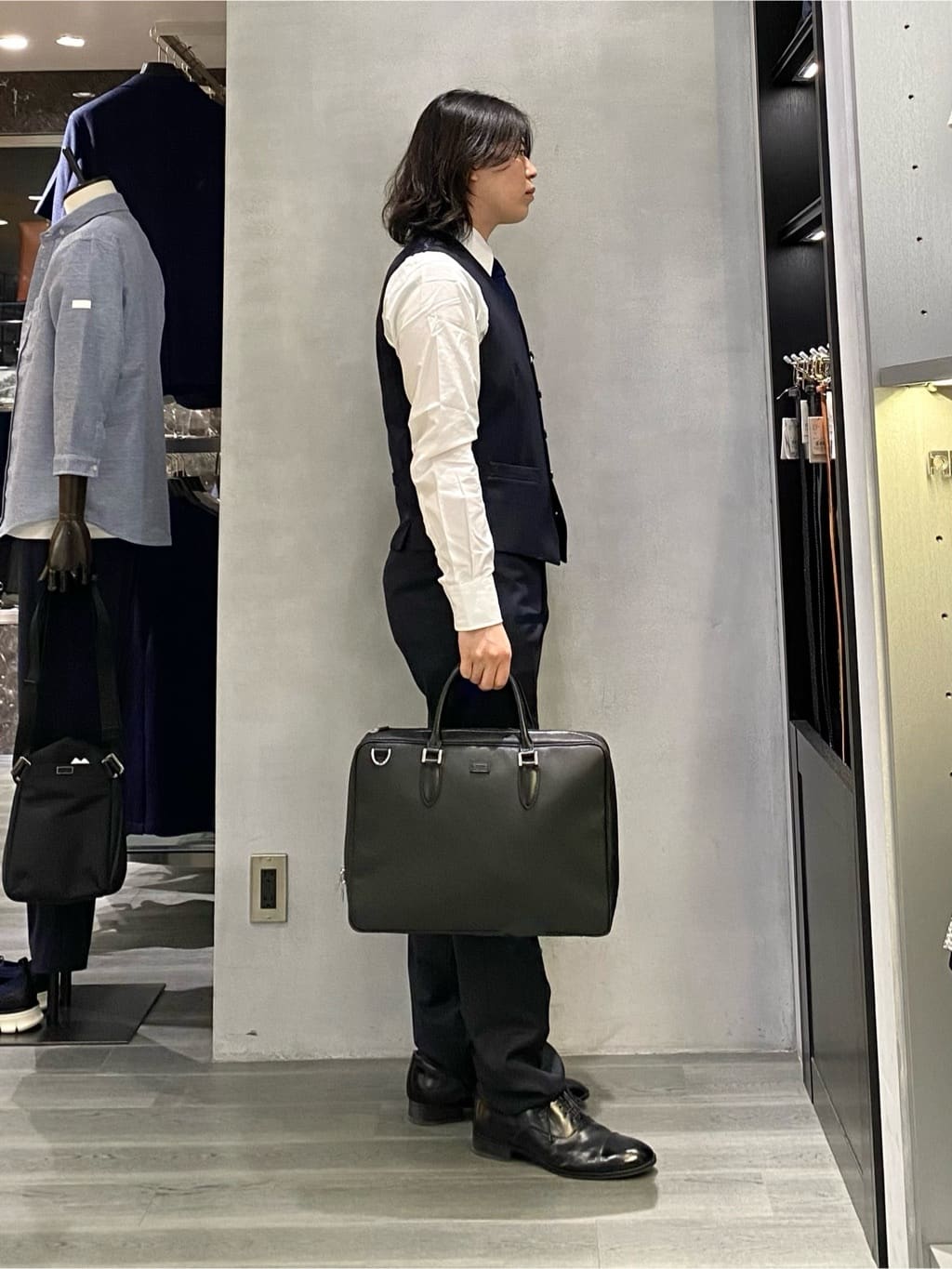 nishiさんの「TAKEO KIKUCHI｜【Made in JAPAN】矢絣（やがすり）スーツ／スリーピース対応」を使ったコーディネート