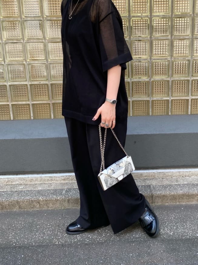 Uさんの「HIROKO HAYASHI｜チェーン付長財布用 ロングチェーン」を使ったコーディネート